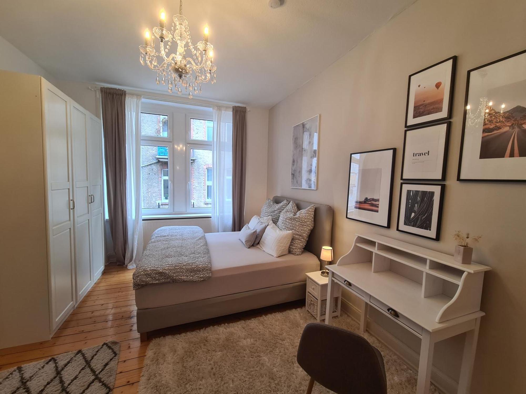 Home Away From Home Stylish Central Netflix Kitchen Висбаден Экстерьер фото